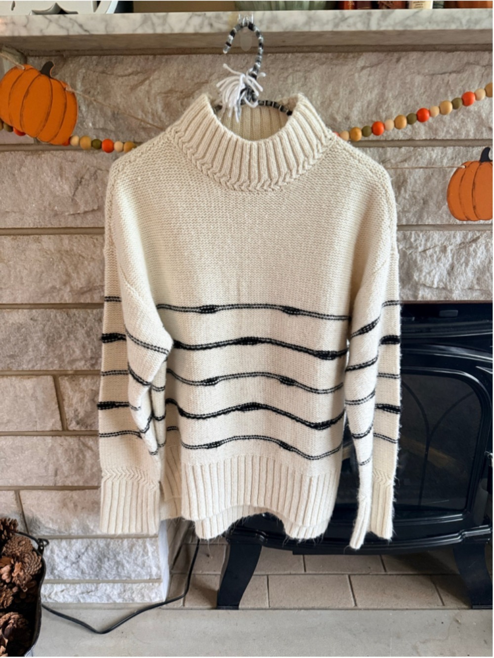 Women's Falls Creek Turtleneck Sweater Size M Cream Black Striped